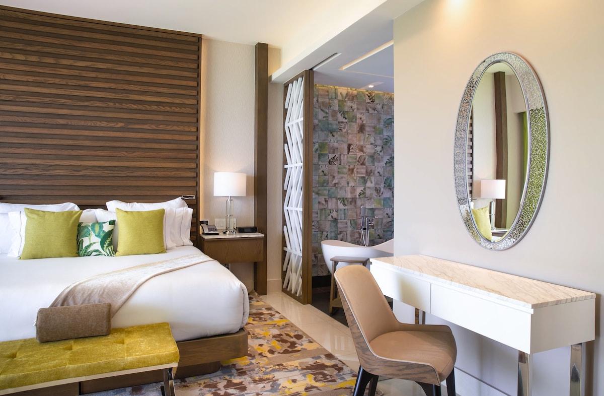 2 Bed Room 5 Star Resort Cancun