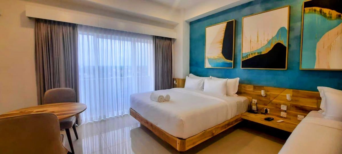 Negombo Seascape Luxury Studio by SerendibVacation