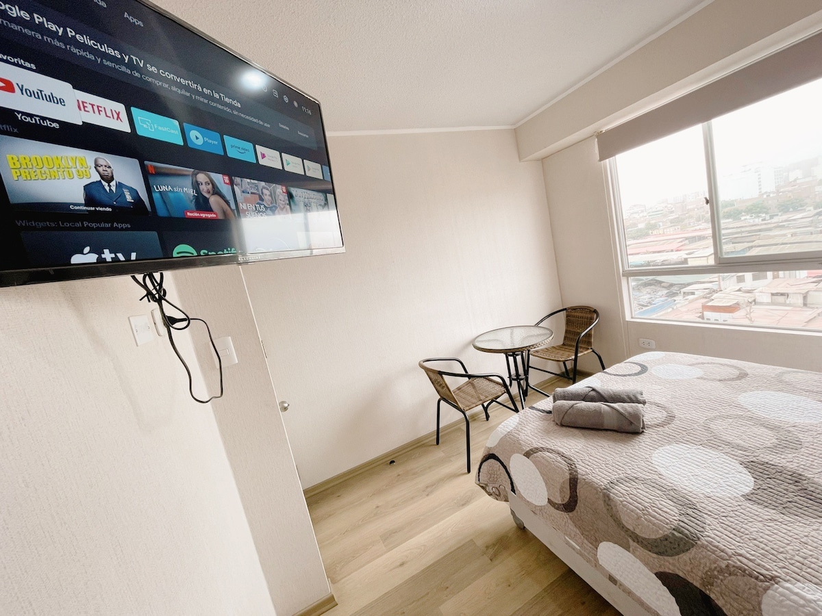 复式公寓美丽的独立房间，配备Smar电视