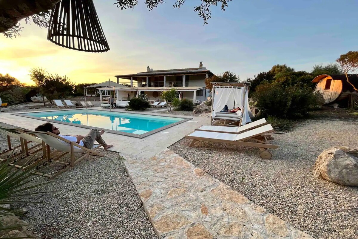 Villa Les Peres 24-Luxury with hot tub in Alghero