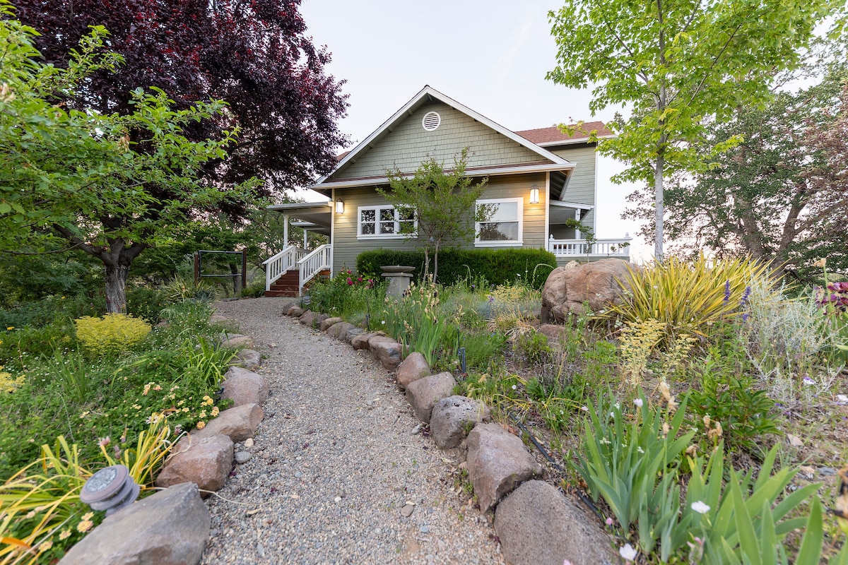 Wyndhaven Home-nestled in nature