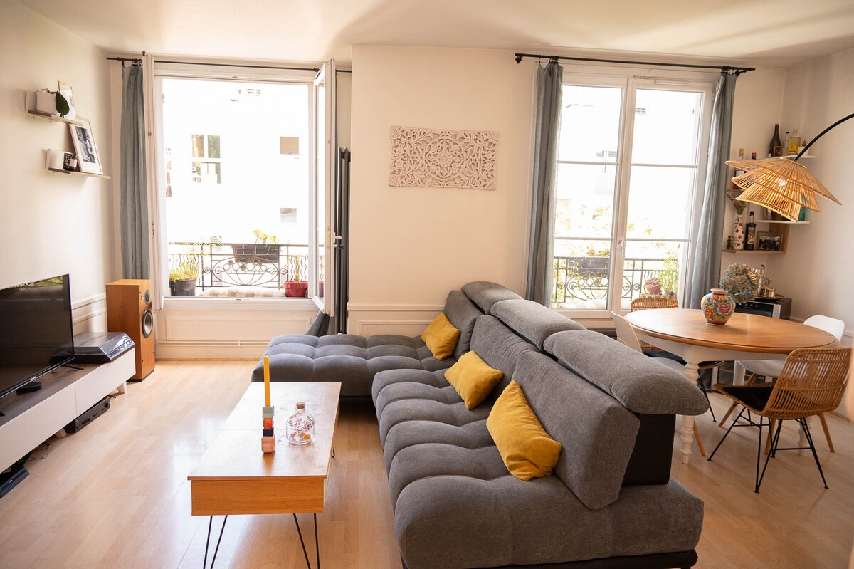 Warm apartment for couples, Paris 14