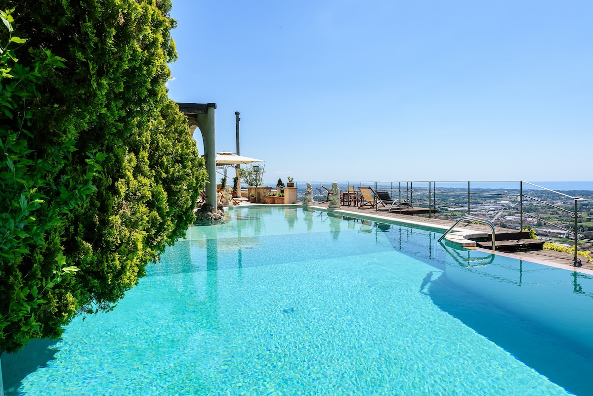 Luxury Villa whit Amazing Sea Wiew Pool