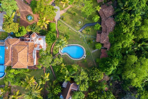 River View Villas - Double room in Villa Araliya