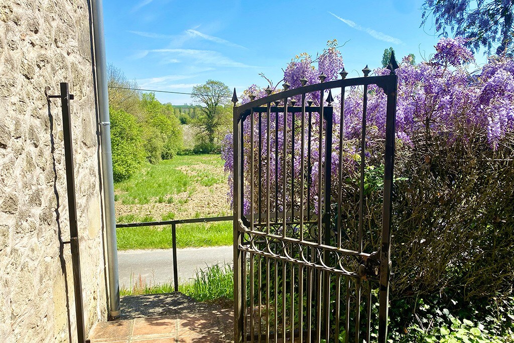 Lilac Summerhouse