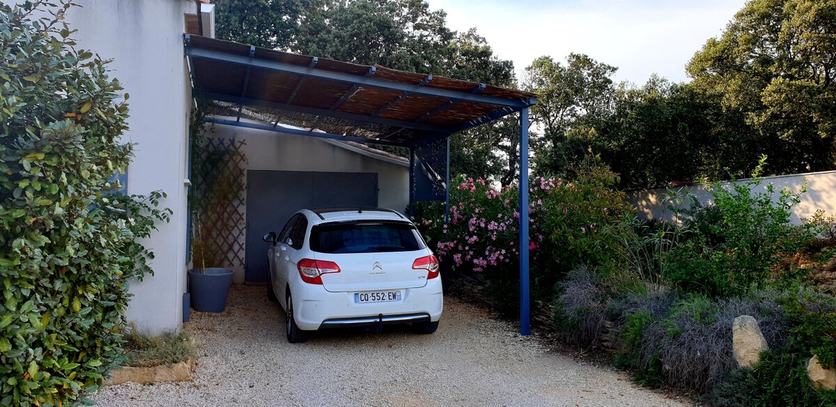 Maison calme dans la Garrigue