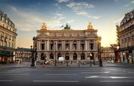 Amazing Parisian flat near Opera/Moulin Rouge 9th