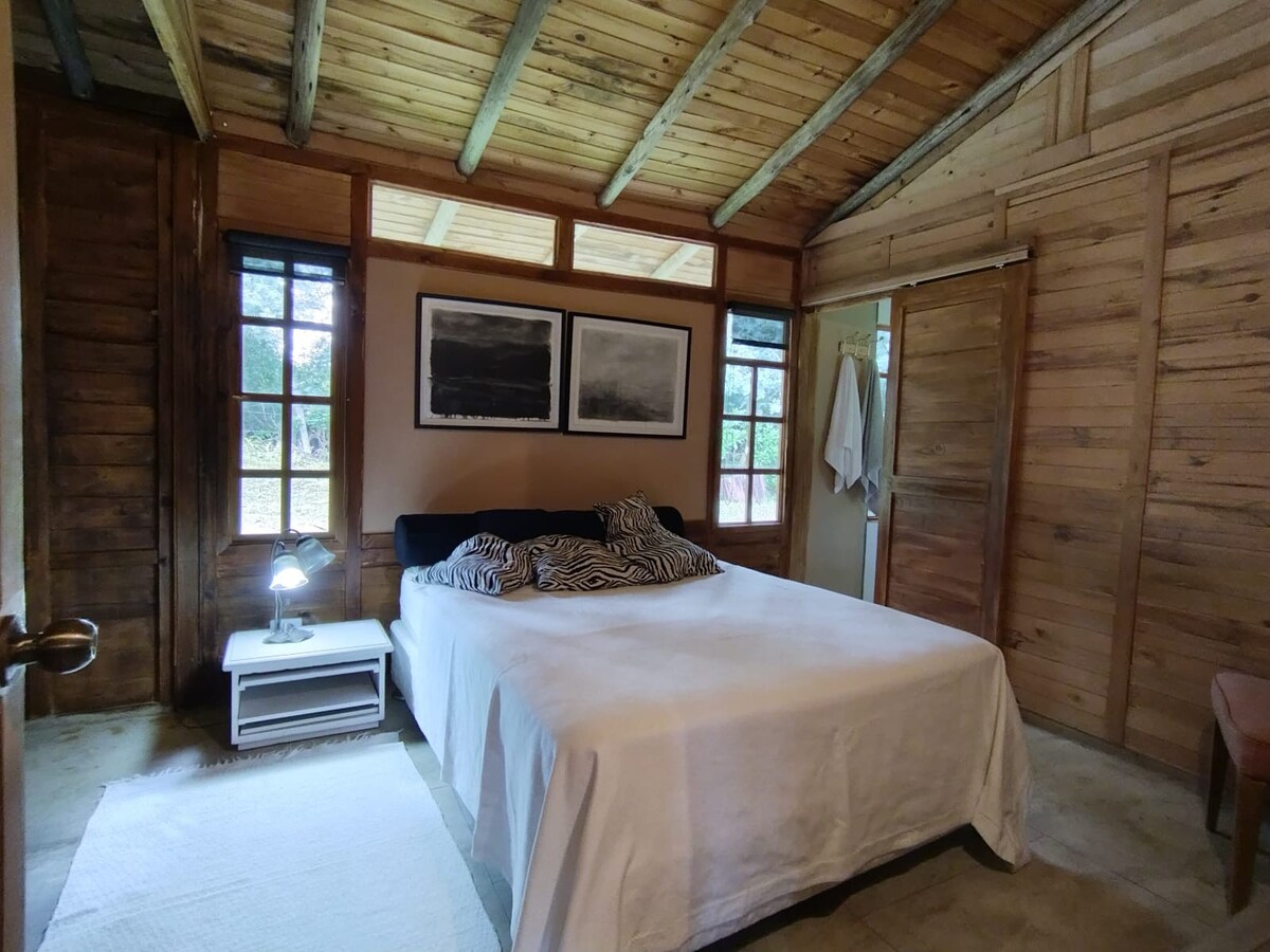 Fascinating Cabin. Special Prices by Week or Month