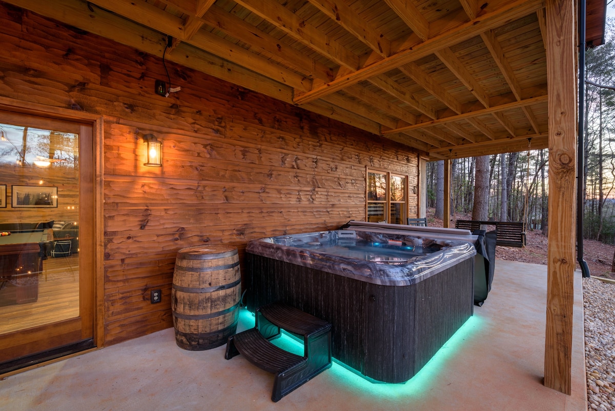 全年景观豪华小木屋、热水浴缸、Gameroom