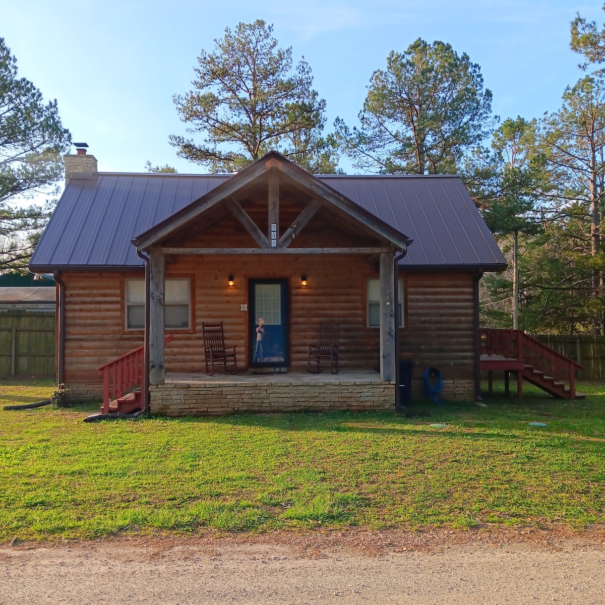 The Highlander Cabin