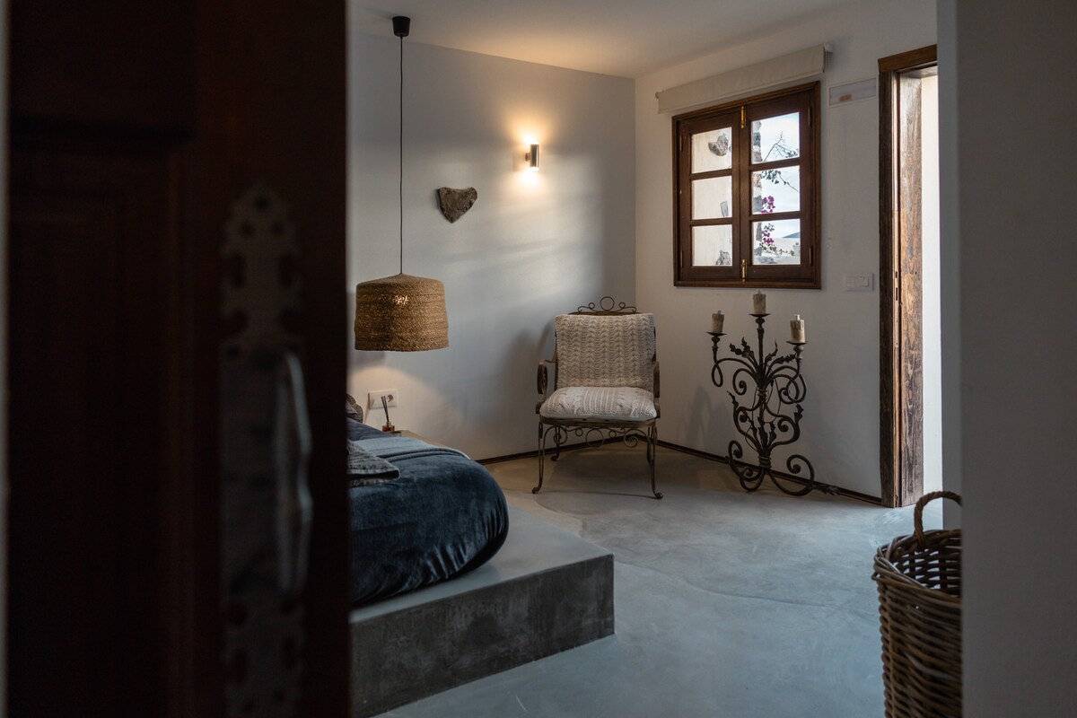 Luxury superior room in hotel rural [Finca Luz]