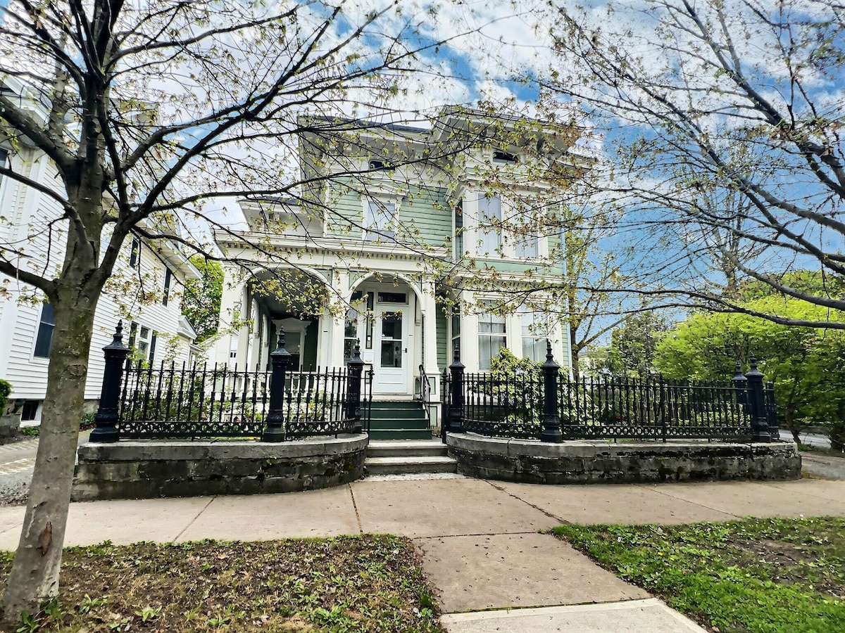 Large Historic Home in Oswego