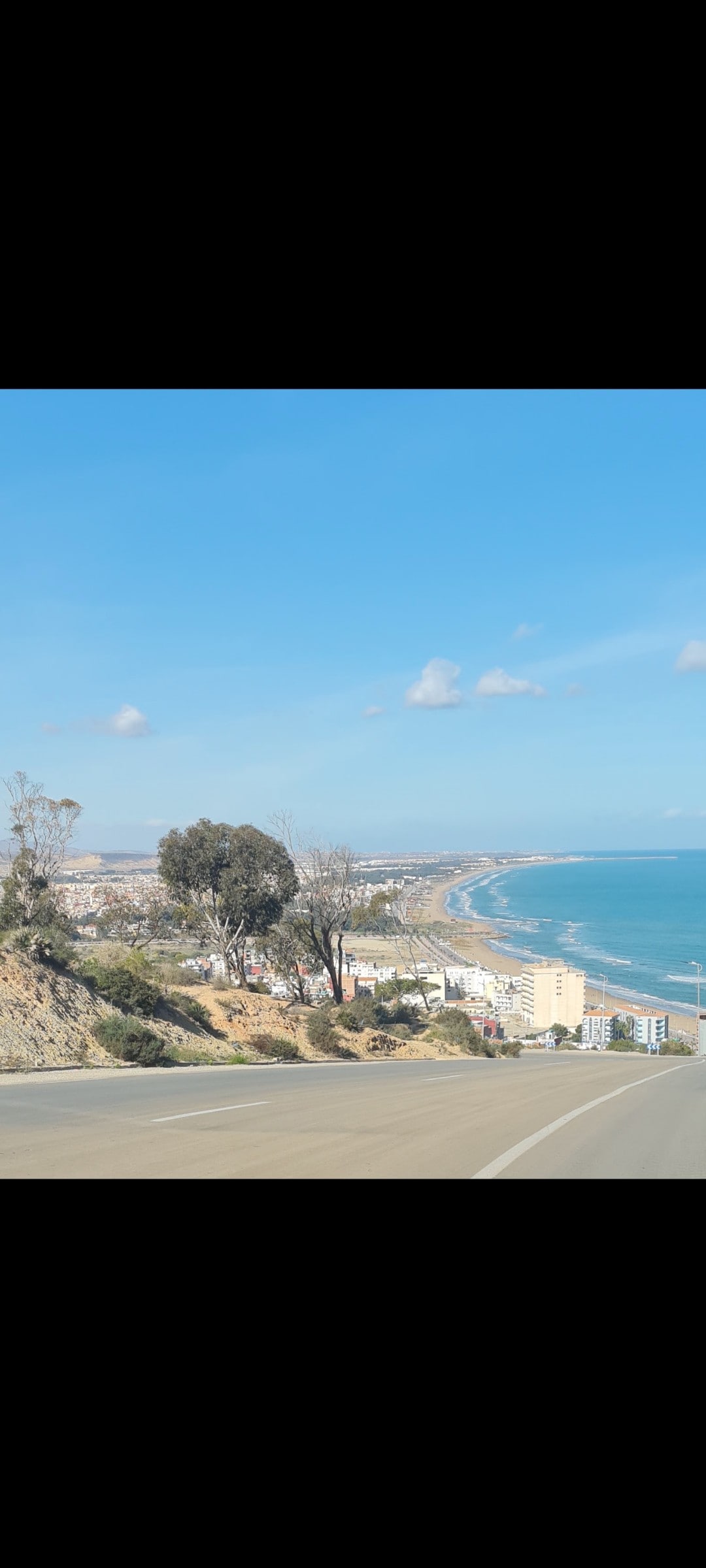 4.Spacieux, proche plage, mosquées