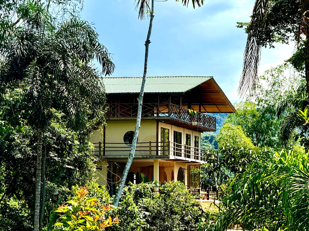 Wayra, Habitación en la selva con vista panoramica