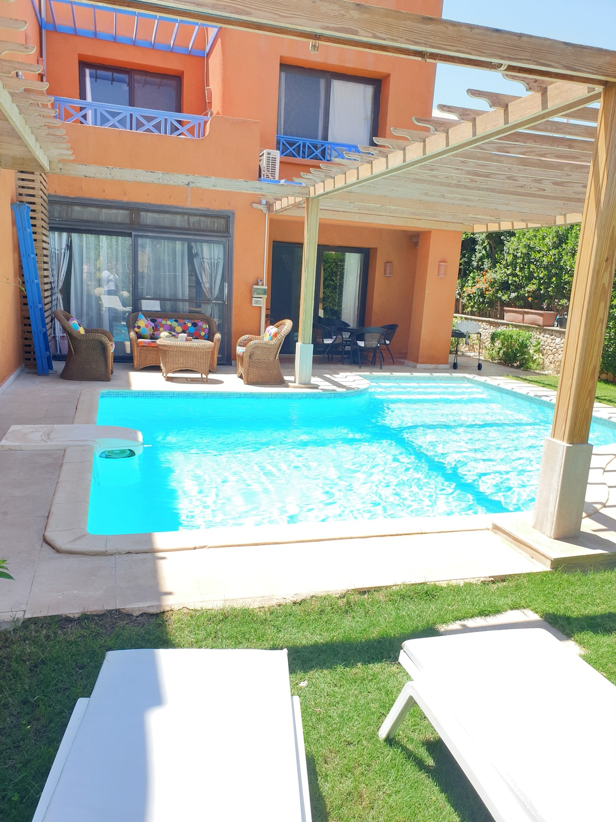 位于索赫纳坎昆的豪华别墅，带私人游泳池