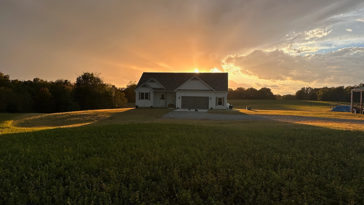 Ranch house in the country!