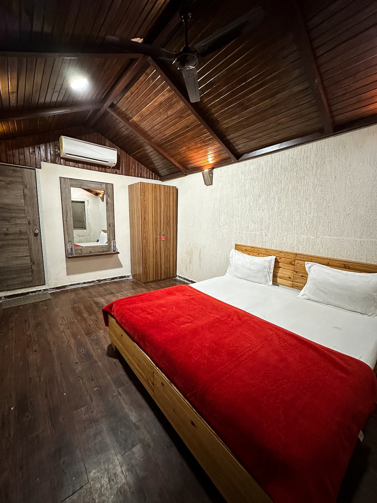 Ajanta resort- deluxe room