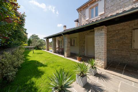 Villa Ana
