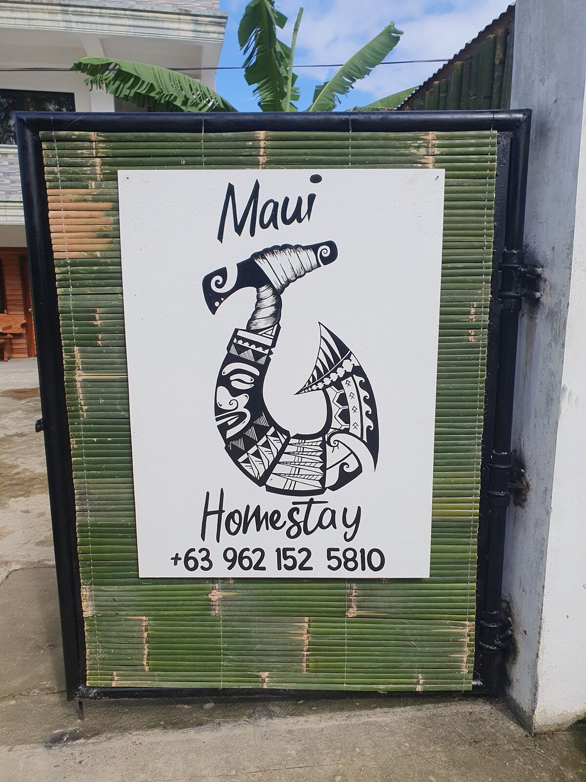 Maui Homestay "the entire place"