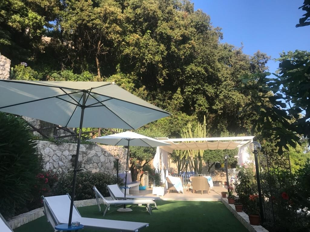 Spiaggia privata+terrazza+parcheggio gratuito