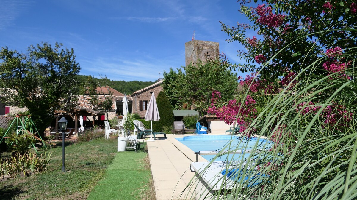 Maison de caractère dans village Médiéval