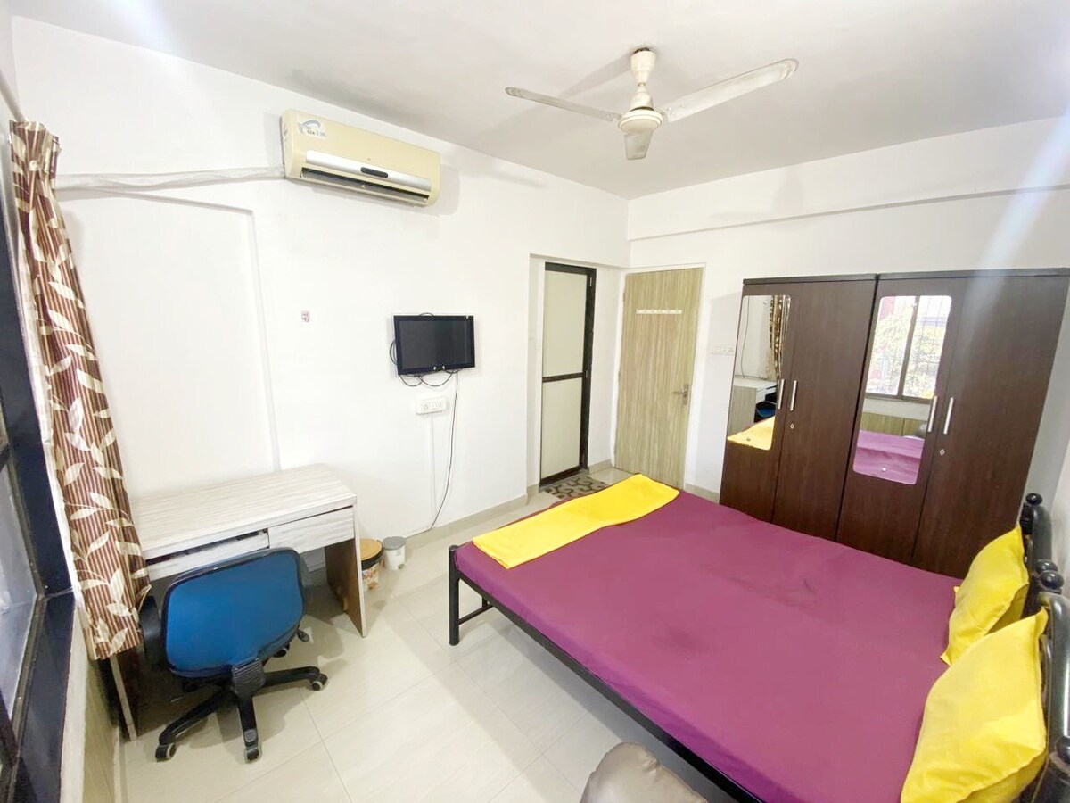Spacious and Airy room with ensuite