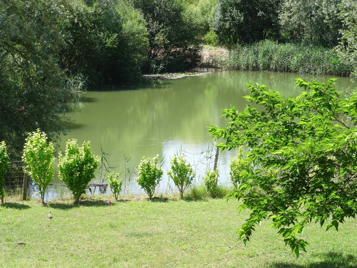 Gîtes à la ferme avec étangs