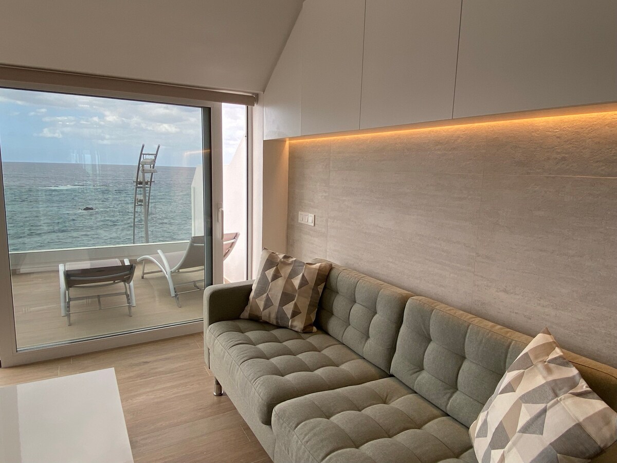 Exclusivo apartamento con vistas al mar