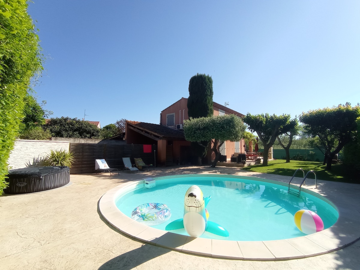 Villa avec piscine et SPA  - 7 personnes