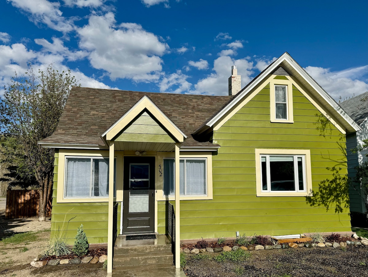 The Spruce House on Rock Creek