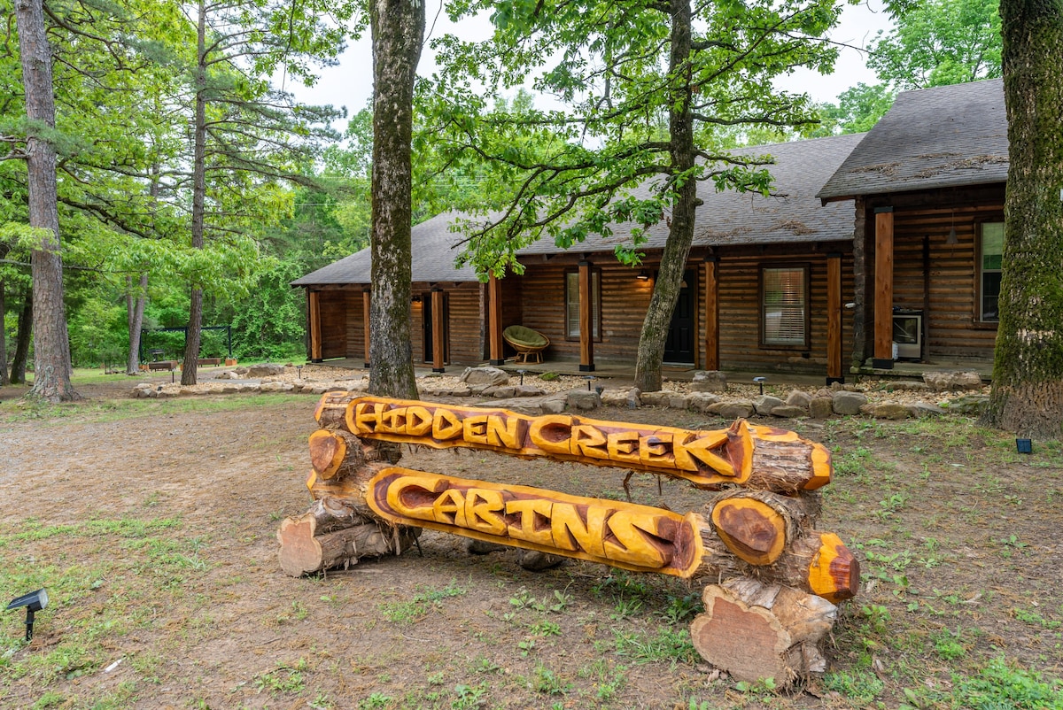 Charming Log Cabin Retreat