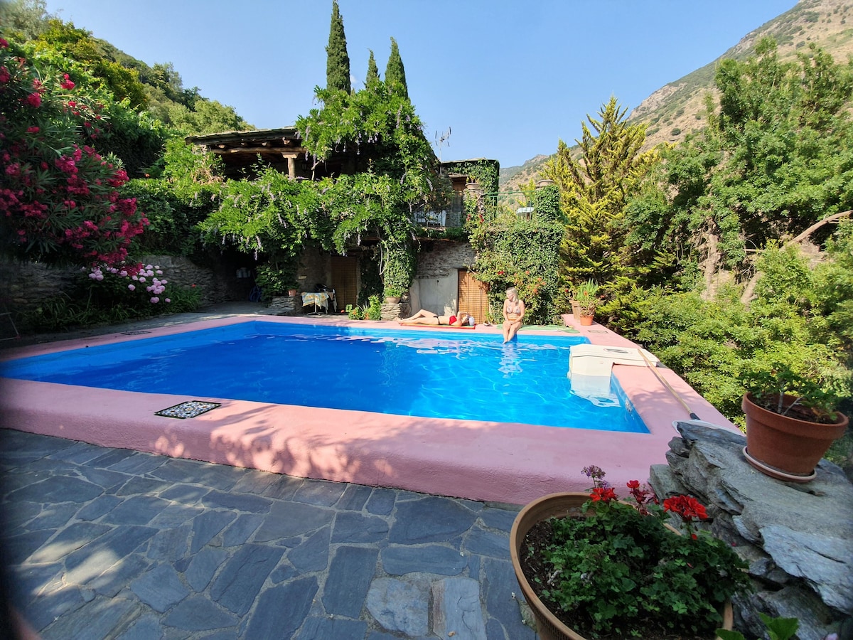 "Casa Granada" Cortijo de estilo bohemio andalusí