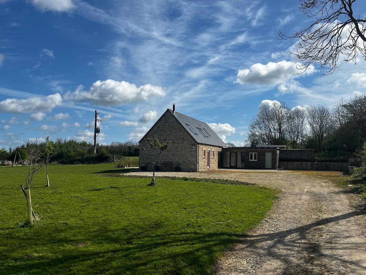 Tingewick Barn