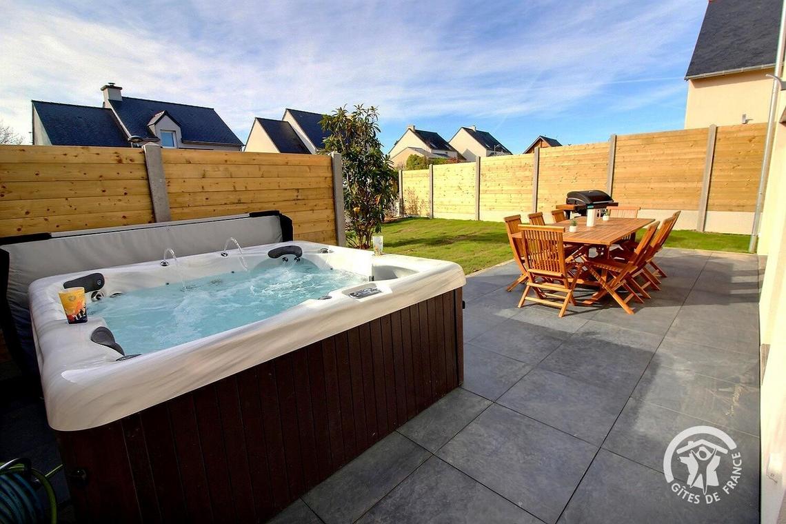 Villa L'Emeraude avec jacuzzi proche Saint Malo