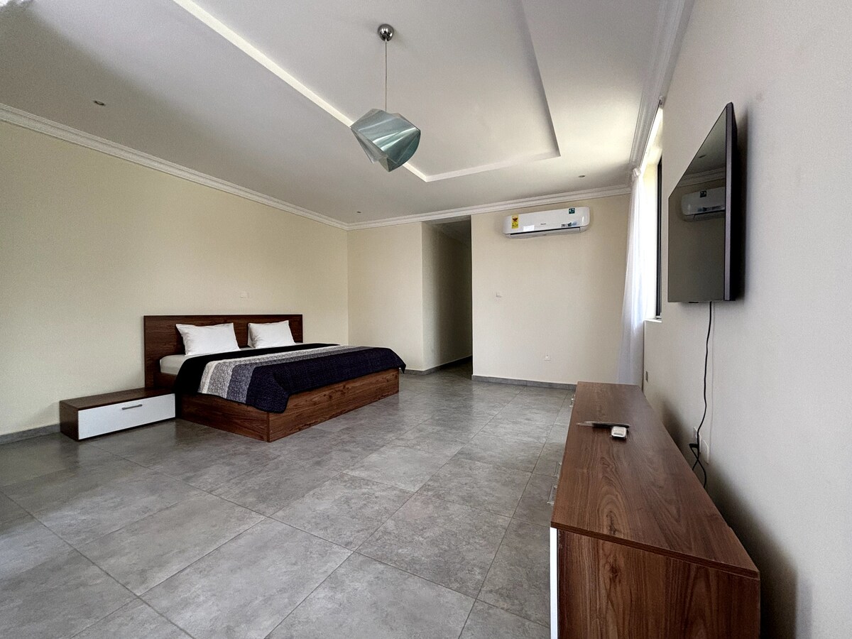 Spacious Studio in Peduase (Unit 2)