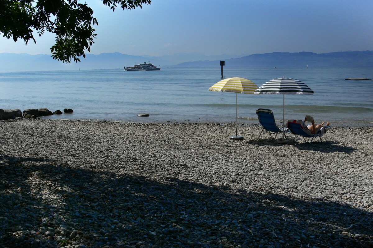 Fewo Nr. 1 mit Terrasse (Südseite) u Privatstrand