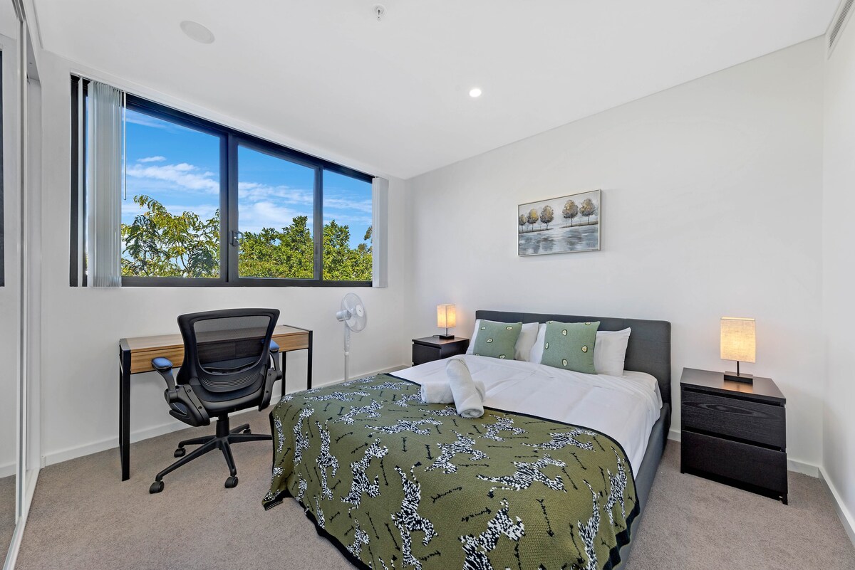Modern 2-Bedroom Apt for Rent @Bella Vista