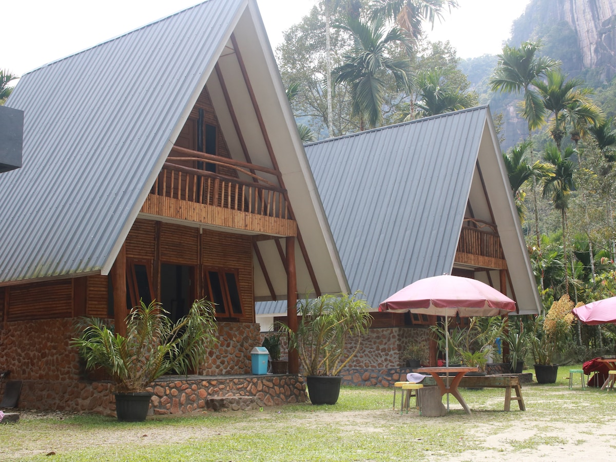 Comfy accommodation in the Harau Valley