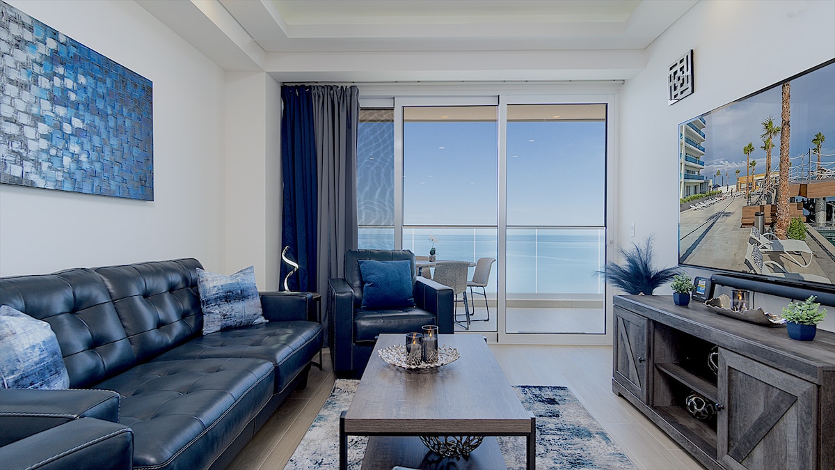 Beachfront modern luxury condo - Encantame Towers