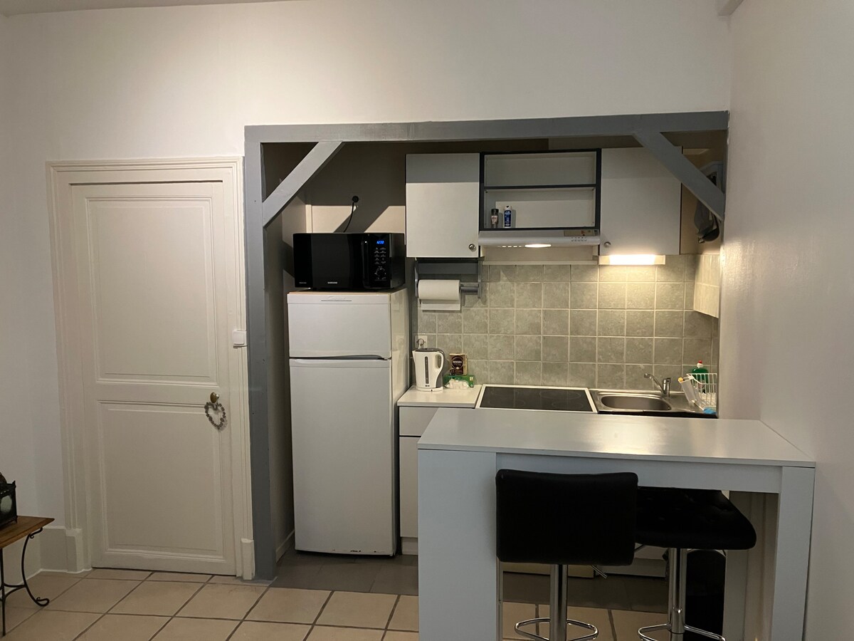 Agréable appartement côté jardin + parking privé