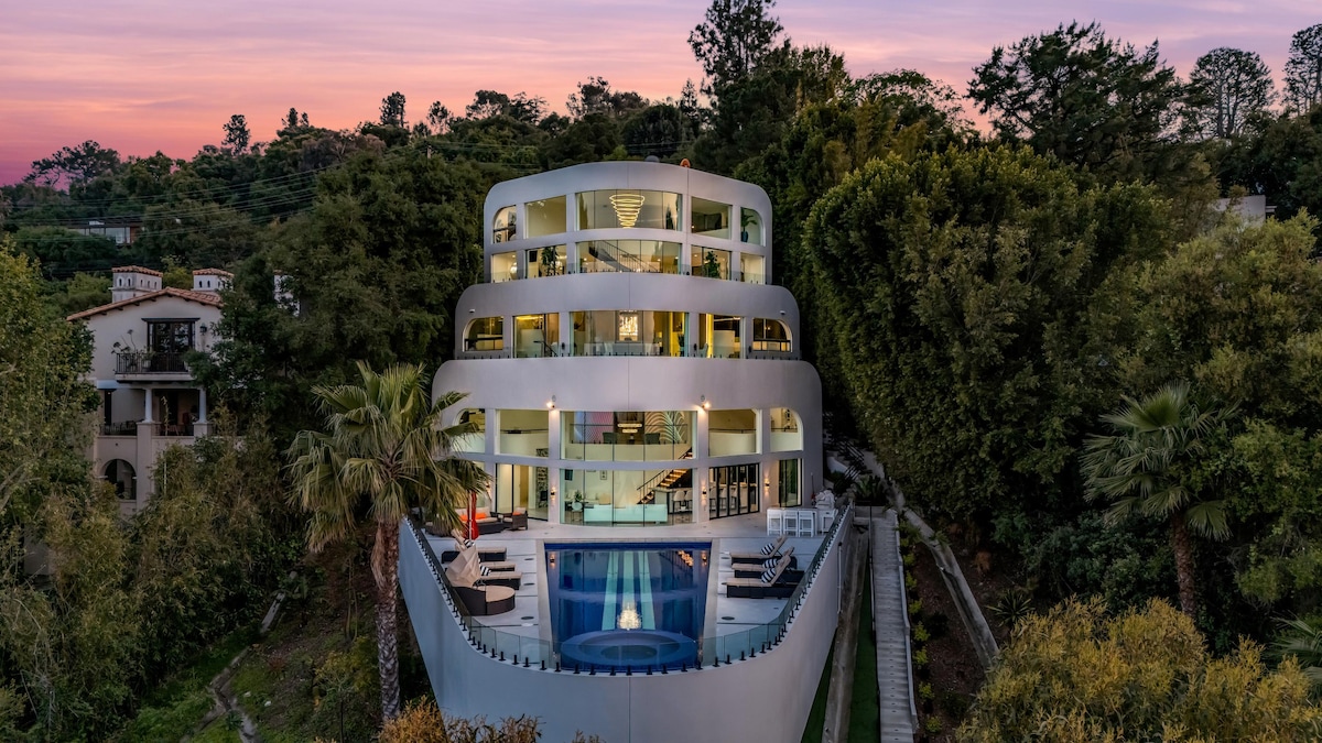 贝莱尔游艇大厦（ Bel Air Yacht Mansion