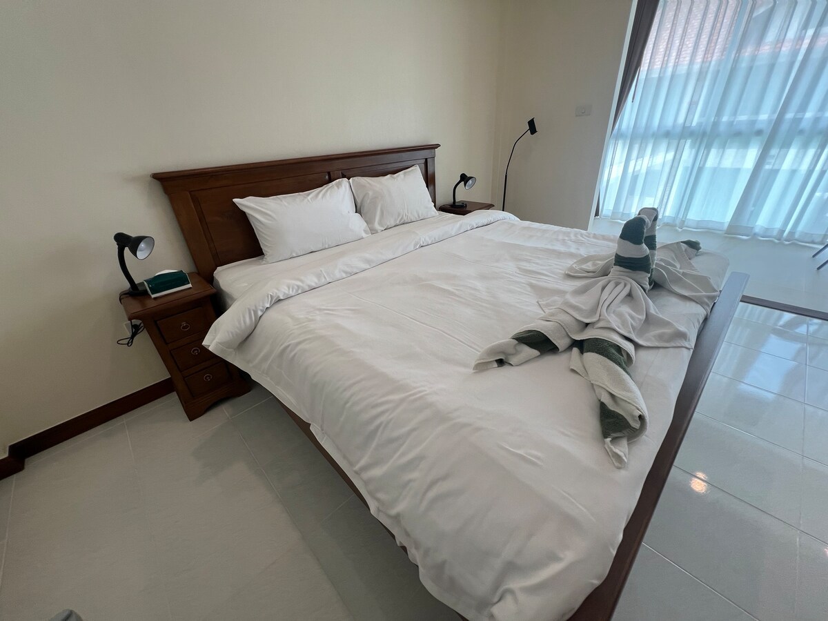 Nice 2 bedroom Resort Villa @ Pratamnak Residence