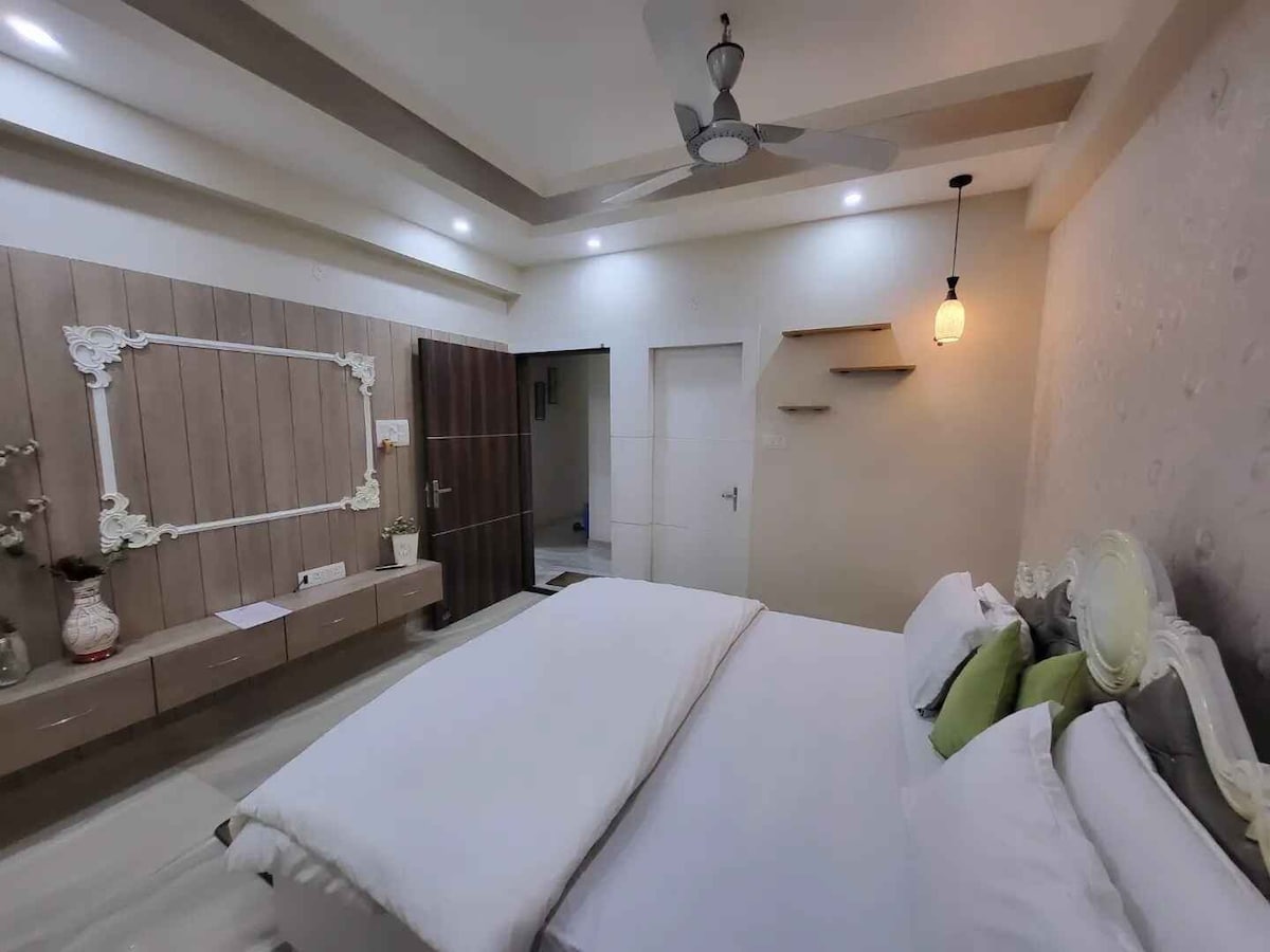 Elegance Homestays
Apartment with 2 Executive Room
