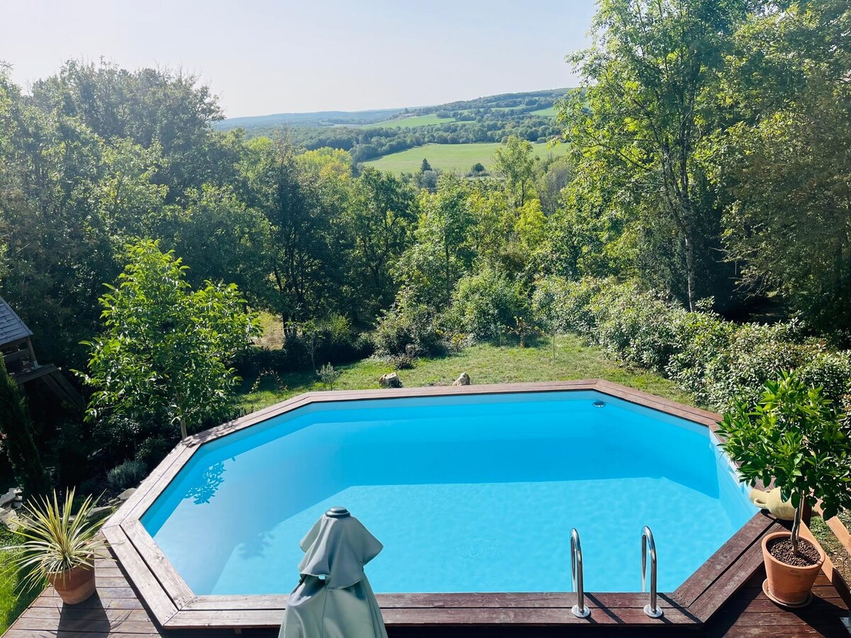 Villa piscine chauffée vue panoramique à 2h Paris