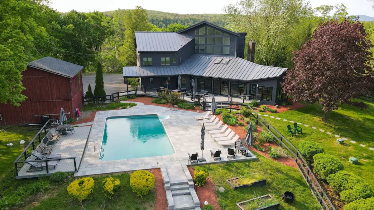 Fox Hill 16ppl Pickleball+Pool+HotTub+FirePit