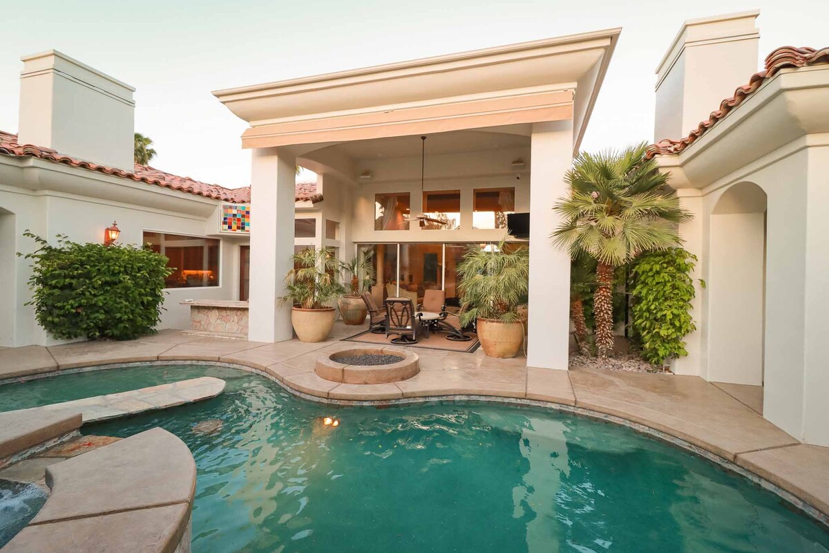 Gorgeous Spanish style family villa w/ heated pool
