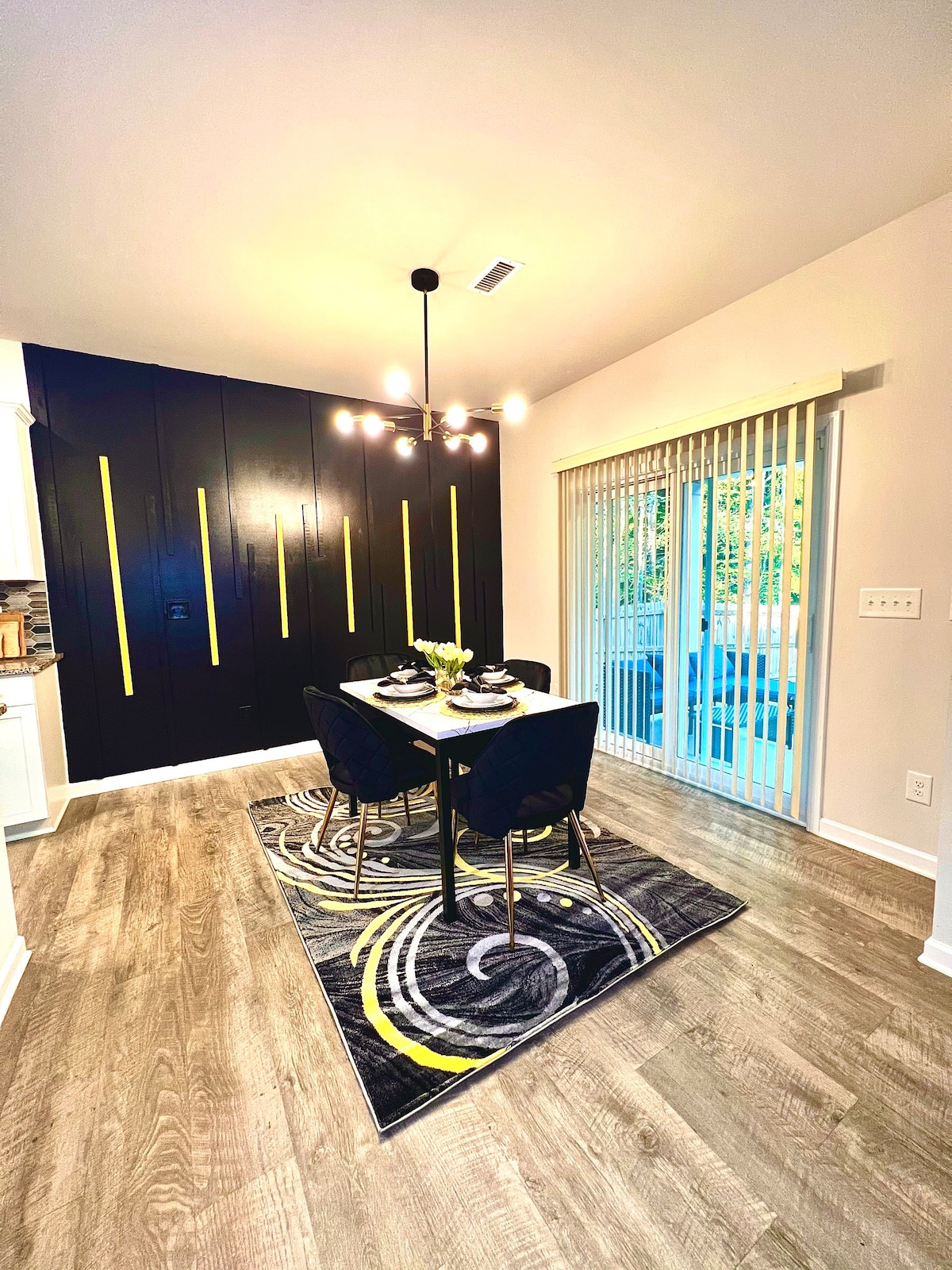 Luxury Raleigh home |15min to DT| EV car charger
