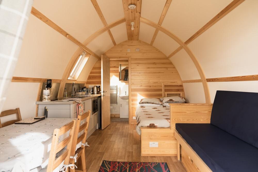 Cosy Glamping Pod with Hot Tub & Exceptional Views