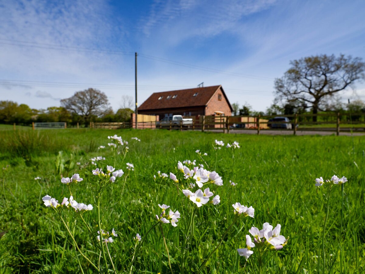 Countryside Barn