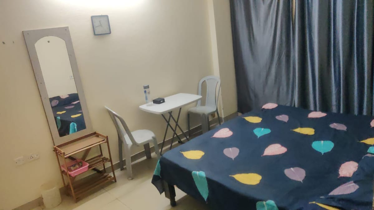 餐食+带卫生间的独立卧室